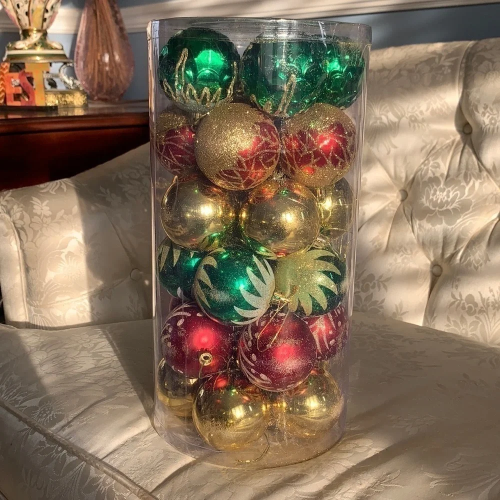 Brand New Set of 30 Red, Green & Gold Christmas Ball Ornaments Decorations